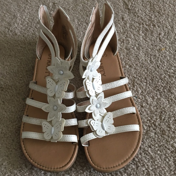 Miss Dynasty’s Girl’s Zip-Heel Sandals - Picture 1 of 6